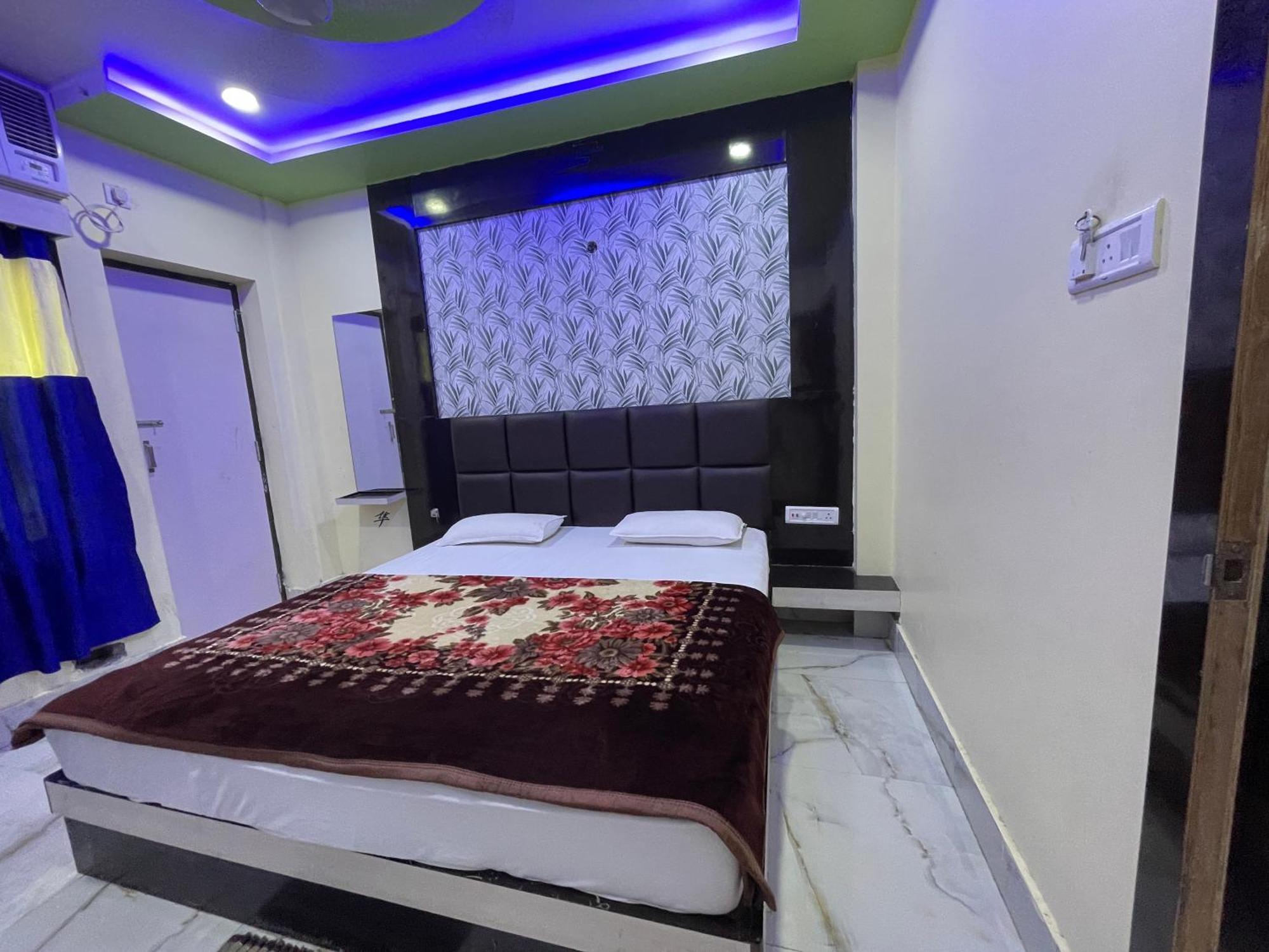 Hotel Ojotrip Raghunath Palace Purí Exteriér fotografie